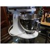 Image 3 : KITCHEN AID ULTRA POWER TILT MIXER WITH BOWL