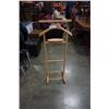 Image 1 : MAPLE BUTLERS RACK