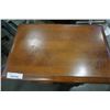 Image 8 : VILAS MAPLE SIDE TABLE