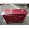 Image 2 : Glass top 2-door cabinet