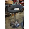 Image 2 : PAIR OF MODERN GREY GAS LIFT STOOL