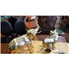 Image 2 : Lot of silver plate and brass items