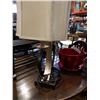 Image 2 : METAL TABLE LAMP AND TEACUP VASE