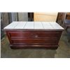 Image 1 : TILE TOP ROLLING TRUNK