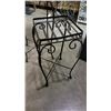 Image 3 : 2 METAL NESTING ENDTABLES