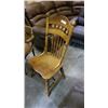 Image 2 : 2 WOOD CHAIRS