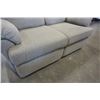 Image 10 : GREEN UPHOLSTERED DOUBLE RECLINING LOVESEAT