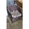Image 1 : WICKER PATIO CHAIR