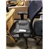 Image 3 : GAS LIFT OFFICE CHAIR