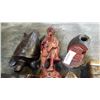 Image 2 : Lot of wood carvings