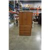 Image 1 : OAK WARDROBE