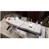 Image 8 : JANOME 1600P DB SEWING MACHINE WITH TABLE AND PLEXIGLASS EXTENSION PLATFORM