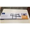 Image 1 : NEW OVERSTOCK 33-46 INCH FIXED POSITION TV WALL MOUNT 80LB CAPACITY