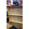 Image 2 : TALL PINE BOOKSHELF