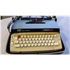 Image 2 : Smith corona electra 110 electric typewriter in case