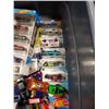 Image 2 : TOTE OF HOTWHEELS AND OTHER COLLECTABLE CARS - MARVEL AND OTHER