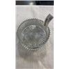 Image 2 : HORN DECORATIONS AND CRYSTAL BOWL