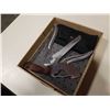 Image 2 : KNIFE WITH INTERCHANGEABLE BLADES - SAW