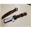 Image 10 : 2 vintage knives with leather sheaths
