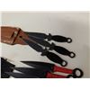 Image 2 : 6 THROWING KNIVES