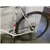 Image 2 : WHITE PEUGEOT BIKE