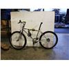 Image 1 : SILVER NO BRAND BIKE