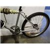 Image 2 : SILVER NO BRAND BIKE