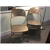 Image 2 : SMALL DESK, 2 FOLDING CHAIRS, LAMP, SKELETON MODEL