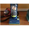 Image 2 : 3 VACUUMS, DIRT DEVIL, HOOVER, BISSELL PET GRADE