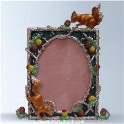 PHOTO FRAME 3.5 X 5 INCH SQUIRREL PINECONES ACORNS