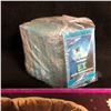 Image 2 : E.T. COLLECTIBLES LOT