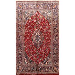 9 X 7 hand knotted wool floral area rug early 19th/c