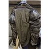 Image 2 : Sci-fi character costume