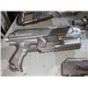 Image 3 : Large lot of prop guns from Sci-fi show