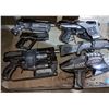 Image 1 : Large lot of prop guns from Sci-fi show
