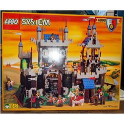 Rare Lego Royal Knights Edition 6090 Complete. New in Box