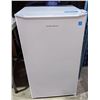 Image 1 : Hamilton Beach refrigerator (barely used in a show) (32'(H) x 18.5"(W) x 17"(D))