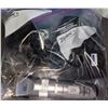 Image 2 : 2 hubs and a bag of trimmers and etc