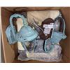 Image 1 : box lot of lighting from the show