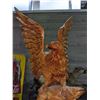 Image 4 : Carved Eagle on a painted stump