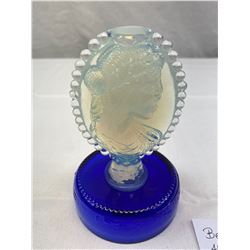Beautiful Vintage Hailu Murano Empoli Art Glass Cameo Paperweight, 4.5" T, Excellent Condition