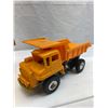 Image 3 : Vintage Plastic Battery Operated Dump Truck Plus Metal Dump Truck