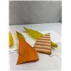 Image 4 : Nice Lot Of Vintage Plastic Boats And Sail Boats