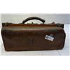 Image 1 : 1 Medium Leather Doctors Bag Initials RF