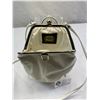 Image 2 : Vintage Made In Italy Eaton Leather Purse