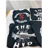 Image 2 : Lot Of 6 Tragically Hip T-Shirts, 3 XL, 2 Small, 1 Junior