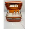 Image 2 : Very Nice Vintage Ladies 1960's Makeup Luggage, Comes With Tray And Mirror