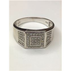 10K White Gold Diamond Ring