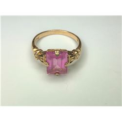 10K Yellow Gold Pink Gemstone Ring