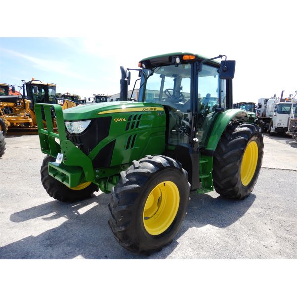 2014 JOHN DEERE 6105M Farm Tractor